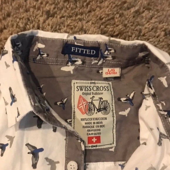 Swiss Cross Large Button Down - Picture 3 of 3